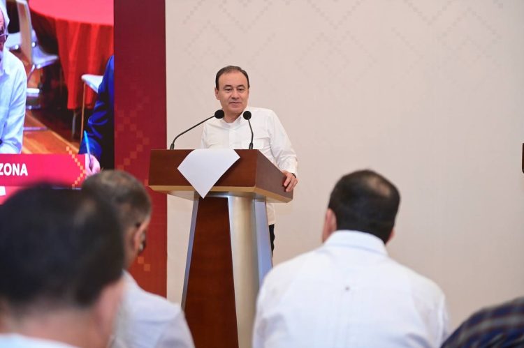 PIDE GOBERNADOR QUE AUTORIDADES UNIVERSITARIAS Y STAUS RETOMEN NEGOCIACIONES