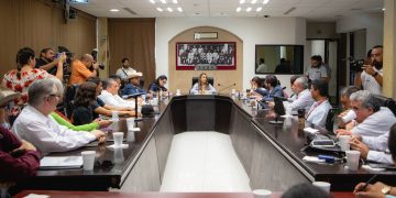 REALIZAN MESA DE TRABAJO EN MATERIA DE MOVILIDAD Y SEGURIDAD VIAL