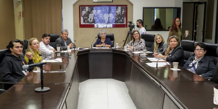 REALIZAN PRIMER PARALMENTO ABIERTO SOBRE INICIATIVAS PARA MODIFICAR LA LEY DE GOBIERNO Y ADMINISTRACIÓN MUNICIPAL