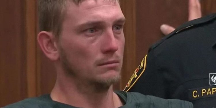 HORROR EN OHIO: HOMBRE CAZÓ A SUS HIJOS, LOS PUSO EN FILA Y LOS EJECUTÓ
