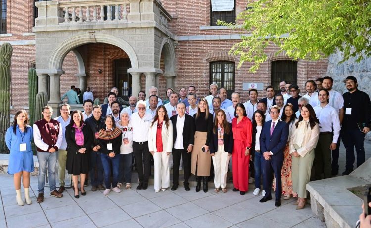 Respaldamos a medios públicos por su labor cultural, educativa y de información: Alfonso Durazo