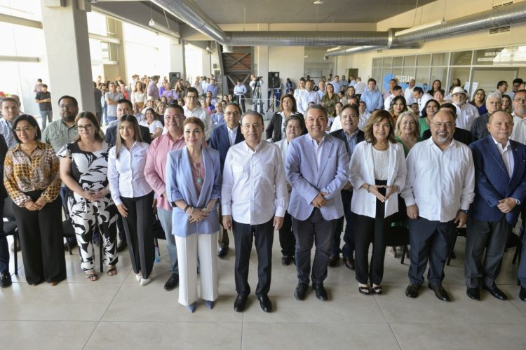 IMPULSAMOS TALENTO PROFESIONAL DE JÓVENES COMO PARTE DE LA ESTRATEGIA DEL PLAN SONORA: ALFONSO DURAZO