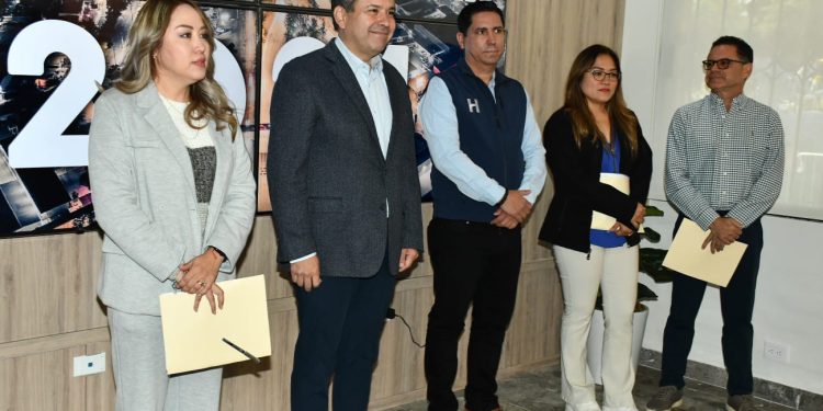 Anuncia Toño Astiazarán mil 500 millones de pesos en obras para Hermosillo