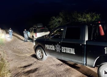 Recupera Policía Estatal vehículo despojado en la carretera Magdalena-Ímuris