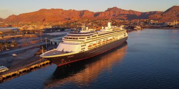 Llega por primera vez el crucero Volendam al Puerto de Guaymas
