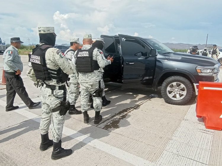 DETIENEN A PRESUNTO LÍDER DEL GRUPO CRIMINAL “LOS SALAZAR” EN GUAYMAS