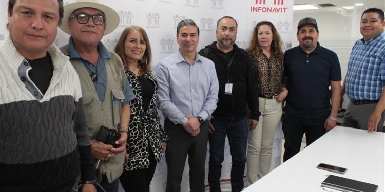Sostiene APINCEL, reunión con Delegado del Infonavit en Sonora.