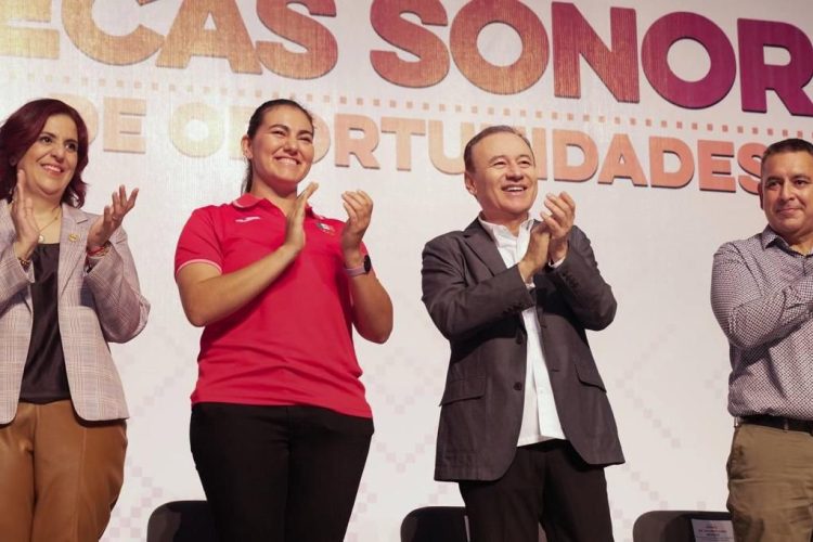 Estimula Gobernador Durazo a más de 450 atletas sonorenses con becas deportivas&nbsp;