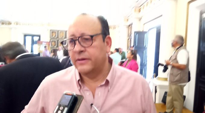 Resentirán restauranteros incremento a productos coca cola