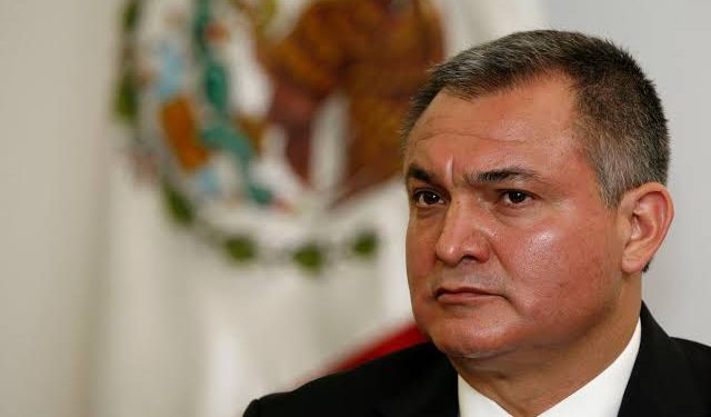 CASO GENARO GARCÍA LUNA: FISCALÍA TIENE DOS ÓRDENES DE APREHENSIÓN CONTRA ÉL