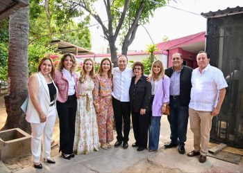 Supervisa Gobernador Jornada de salud en Albergue Luz Valencia 