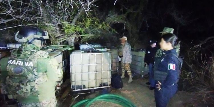 INCAUTAN MAS DE 5 MIL LITROS DE HIDROCARBUROS EN TOMA CLANDESTINA EN GUAYMAS&nbsp;