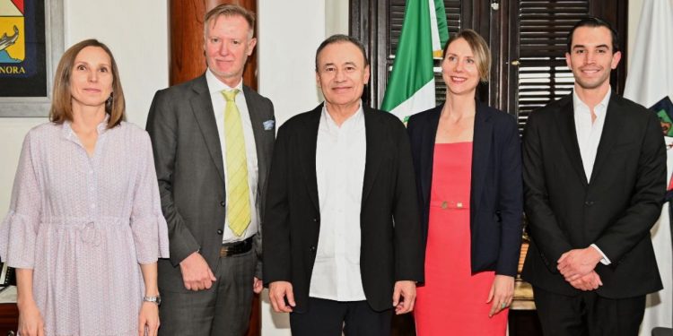 Sostiene Gobernador reunión con embajador de Finlandia en México