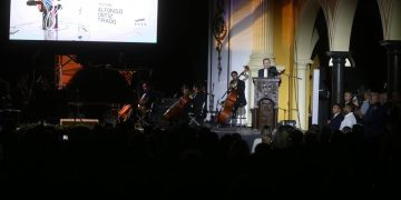 Gobernador Durazo clausura con gran éxito actividades de la 39 edición del FAOT