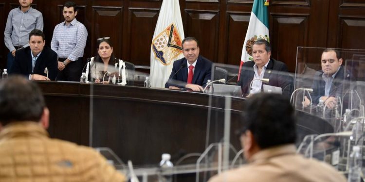 Contará Hermosillo con 429 luminarias led en campos deportivos: Toño Astiazarán