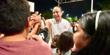 CELEBRA ANTONIO ASTIAZARÁN A LA NIÑEZ EN POSADA NAVIDEÑA CRECES DE LA COLONIA NUEVO HERMOSILLO
