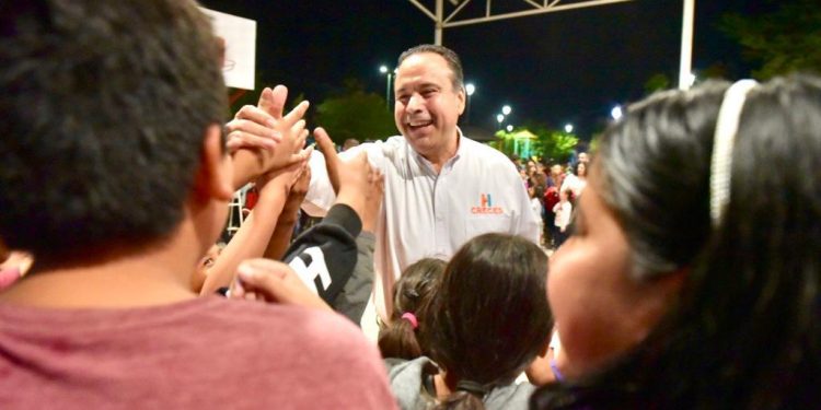 CELEBRA ANTONIO ASTIAZARÁN A LA NIÑEZ EN POSADA NAVIDEÑA CRECES DE LA COLONIA NUEVO HERMOSILLO