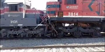 Chocan dos trenes cerca de la carretera Hermosillo-Sahuaripa, deja lesionados&nbsp;