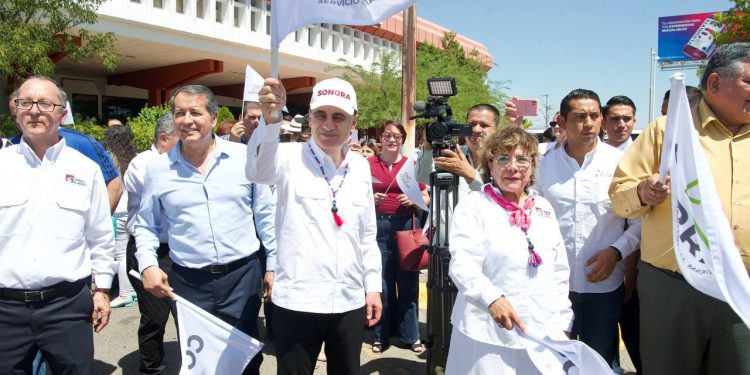 GOBERNADOR ALFONSO DURAZO ENTREGA 59 MOTOCICLETAS A SEPOMEX Y ANUNCIA REHABILITACION DE EDIFICIO&nbsp; CENTRAL DE CORREOS&nbsp;
