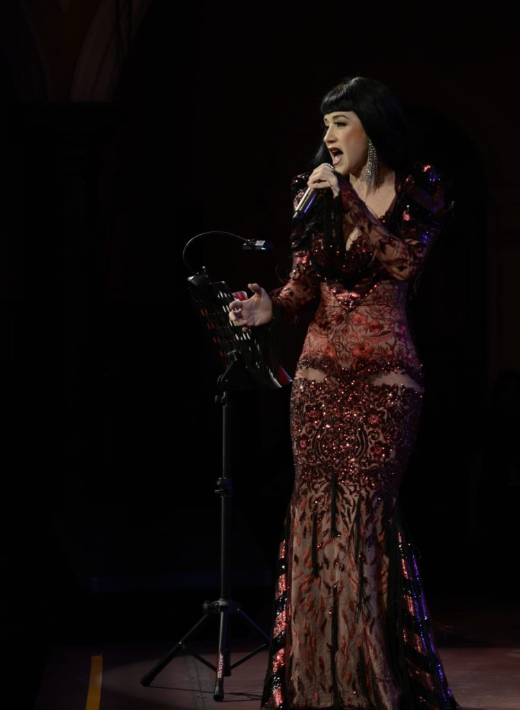 NOCHE DE GALA CON SUSANA ZABALETA: BELLO HOMENAJE A ARTURO MÁRQUEZ 