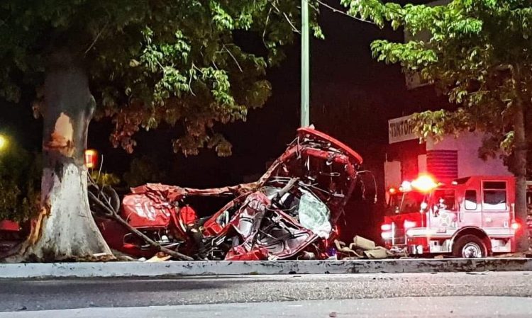 FALLECEN DOS PERSONAS EN FATAL ACCIDENTE SOBRE EL BULEVAR MORELOS 