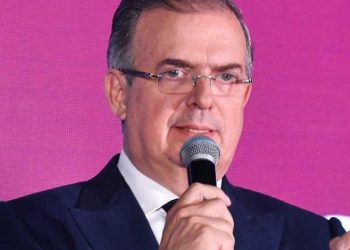 MARCELO EBRARD SE BAJA DE CONTIENDA EN MORENA: “ESTOY DEFINITIVAMENTE FUERA DEL PROCESO; EL LUNES DECIDIREMOS QUÉ HAREMOS”