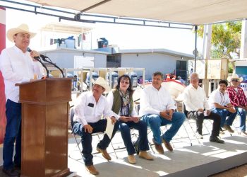 Gobernador Durazo entrega obra y equipamiento para el Desarrollo Pesquero para la justicia al Pueblo Yaqui