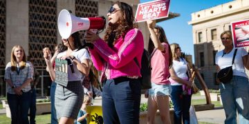 El Senado de Arizona parece dispuesto a eliminar la casi prohibición del aborto de 1864, pero no la Cámara
