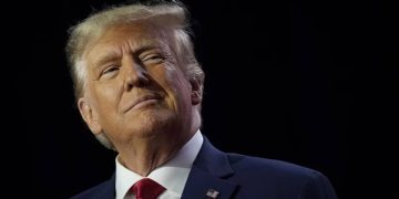 ¿AS BAJO LA MANGA? TRUMP DICE QUE SERÁ ‘EXONERADO POR COMPLETO’ DE IMPUTACIÓN EN SU CONTRA