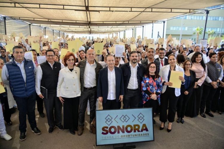 Entrega Gobernador Durazo más de mil bases a personal de salud e inaugura primera sala de hemodinamia en la entidad