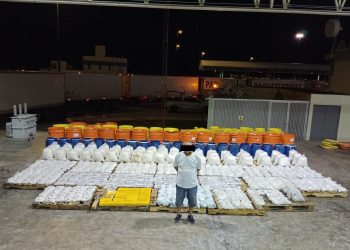 Aseguran en Querobabi tractocamión con más de tonelada y media de diversas drogas