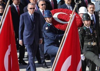 TURQUÍA LANZA ATAQUES AÉREOS A ZONAS DE SIRIA E IRAK TRAS ATENTADO EN ESTAMBUL