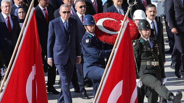 TURQUÍA LANZA ATAQUES AÉREOS A ZONAS DE SIRIA E IRAK TRAS ATENTADO EN ESTAMBUL