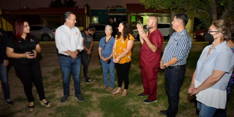 Entrega Toño Astiazarán espacio público renovado colonia Haciendas del Sol