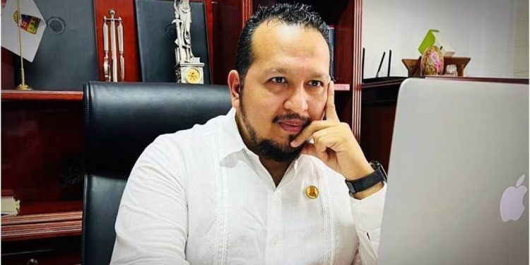 MAGISTRADO DE QUINTANA ROO ES LIBERADO CON GOLPES; VIDEO EXHIBE CÓMO FUE SU SECUESTRO