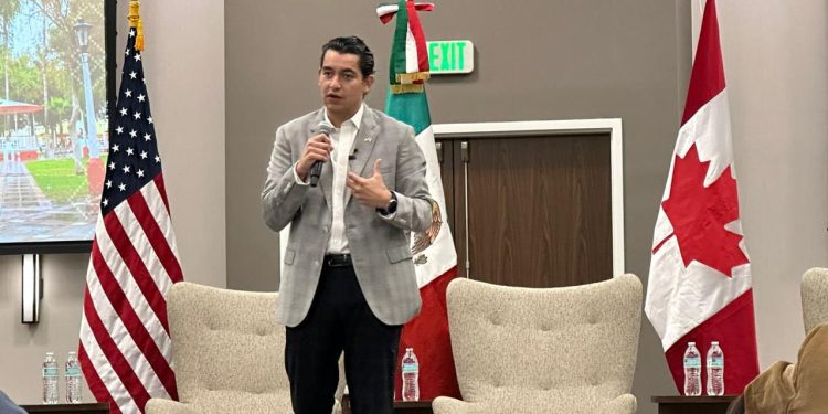 Participa Gobierno de Sonora en Megaregión Binacional 4FrontED en Yuma Arizona