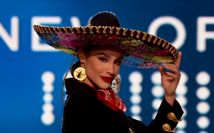 MISS UNIVERSO: LA MEXICANA IRMA MIRANDA CONQUISTÓ AL MUNDO CON ESTÁ SEDUCTORA MIRADA MIENTRAS PORTABA EL TRAJE DE CHARRA