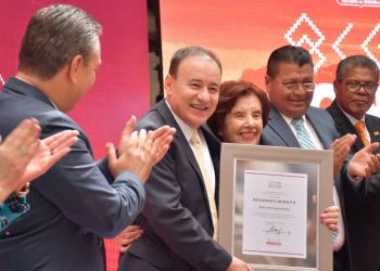 Las y los maestros son protagonistas de la transformación de Sonora: gobernador Alfonso Durazo