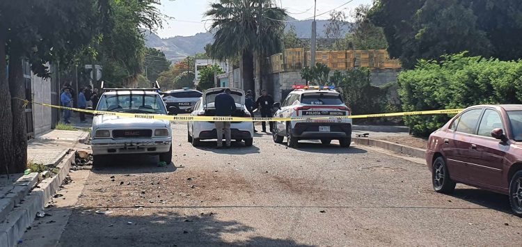 MUEREN TRES JOVENES EN ATENTADO AL NORTE DE HERMOSILLO
