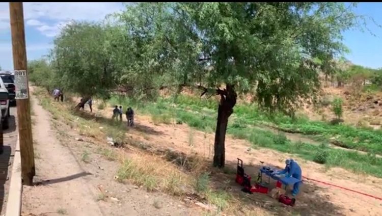 ENCUENTRAN RESTOS HUMANOS EN CANAL DEL BULEVAR LÁZARO CÁRDENAS