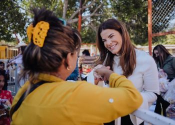 CELEBRA DIF HERMOSILLO EL DÍA DE REYES CON FAMILIAS DE LA VICTORIA