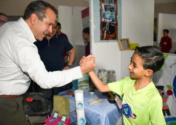 REITERA ANTONIO ASTIAZARÁN APOYO A PROYECTOS EN INAUGURACIÓN DE EXPO CIENCIAS SONORA 2023