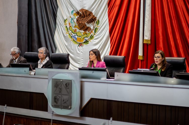 QUEDA FORMALMENTE INSTALADA LA MESA DIRECTIVA DE LA DIPUTACIÓN PERMANENTE 