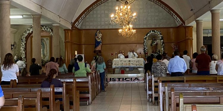 OFICIAN MISA POR EL 14 ANIVERSARIO LUCTUOSO DE LAS VÍCTIMAS DE LA GUARDERÍA ABC