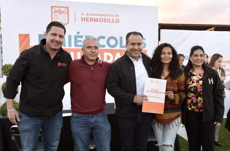 Anuncia Toño Astiazarán obras en Miércoles Ciudadano de Dunas