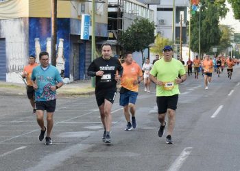 PARTICIPAN MÁS DE MIL PERSONAS EN MARATÓN INTERNACIONAL DE HERMOSILLO