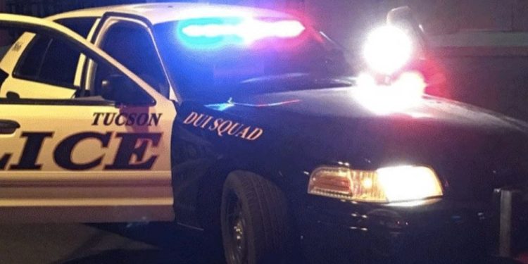INVESTIGAN HOMICIDIO DE UN HOMBRE , EN 755 AUTOPISTA DEL ESTE DE BENSON, AZ.
