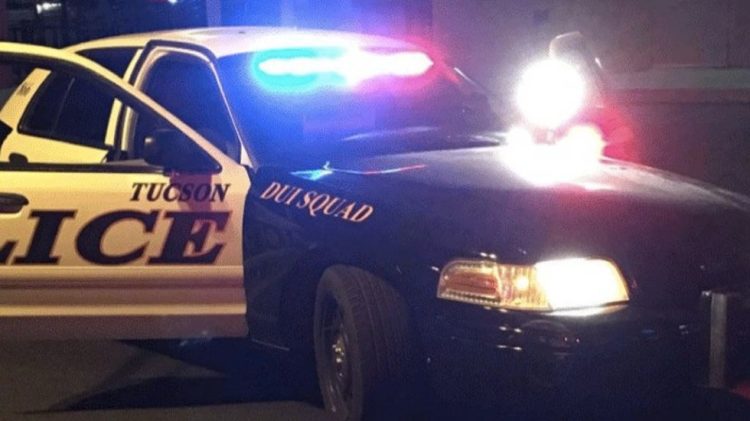 INVESTIGAN HOMICIDIO DE UN HOMBRE , EN 755 AUTOPISTA DEL ESTE DE BENSON, AZ.