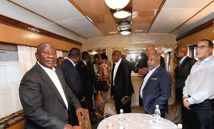 REPORTAN BOMBARDEOS RUSOS EN KIEV DURANTE MISIÓN DE PAZ AFRICANA