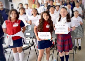 Acompaña DIF Hermosillo preparación de Niñas, Niños y Adolescentes para concurso Impulsor Estatal 2024